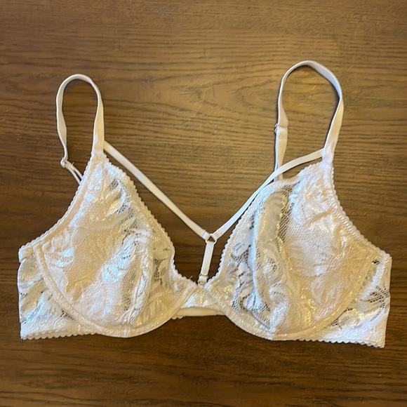 White Sparkle Lace Plunge Detailed Unlined Bra - Picture 1 of 5
